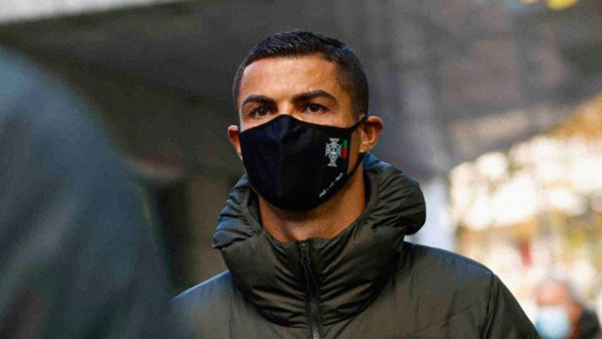 El coronavirus no sabe de amagues y golpeó duro a Cristiano Ronaldo